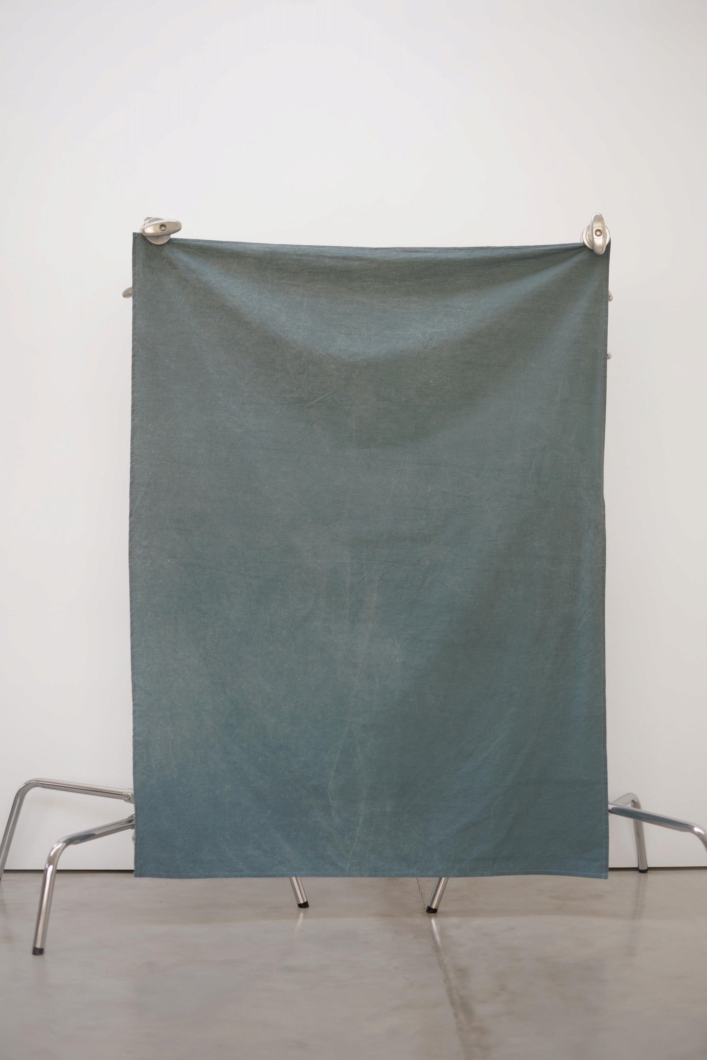 [140x100cm] Cotton Backdrop Dolphin Blue